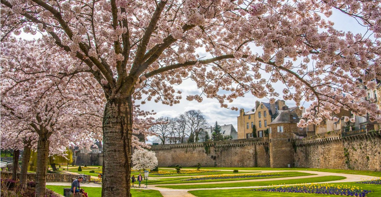 Les remparts de Vannes - loic kersuzan - CRTB morbihan tourisme